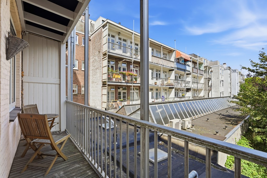 Van Woustraat 17.jpg